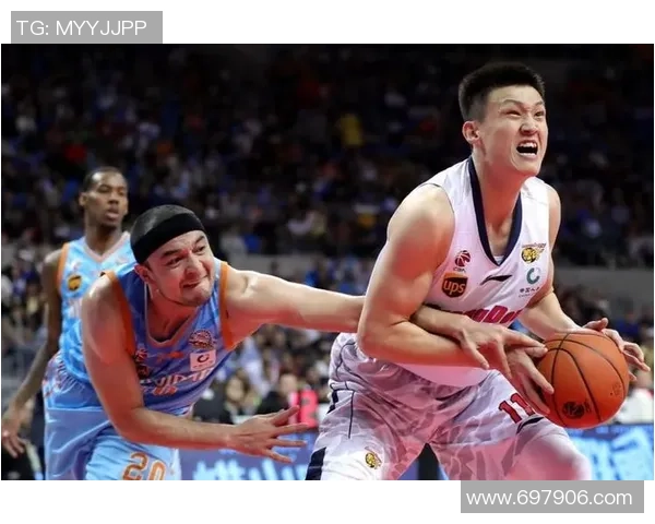 广州篮球队中路突破战术分析及其成效探讨