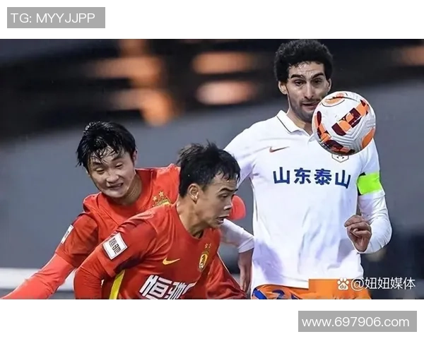 广州与上海足球队赛后分析战术对决与表现评估